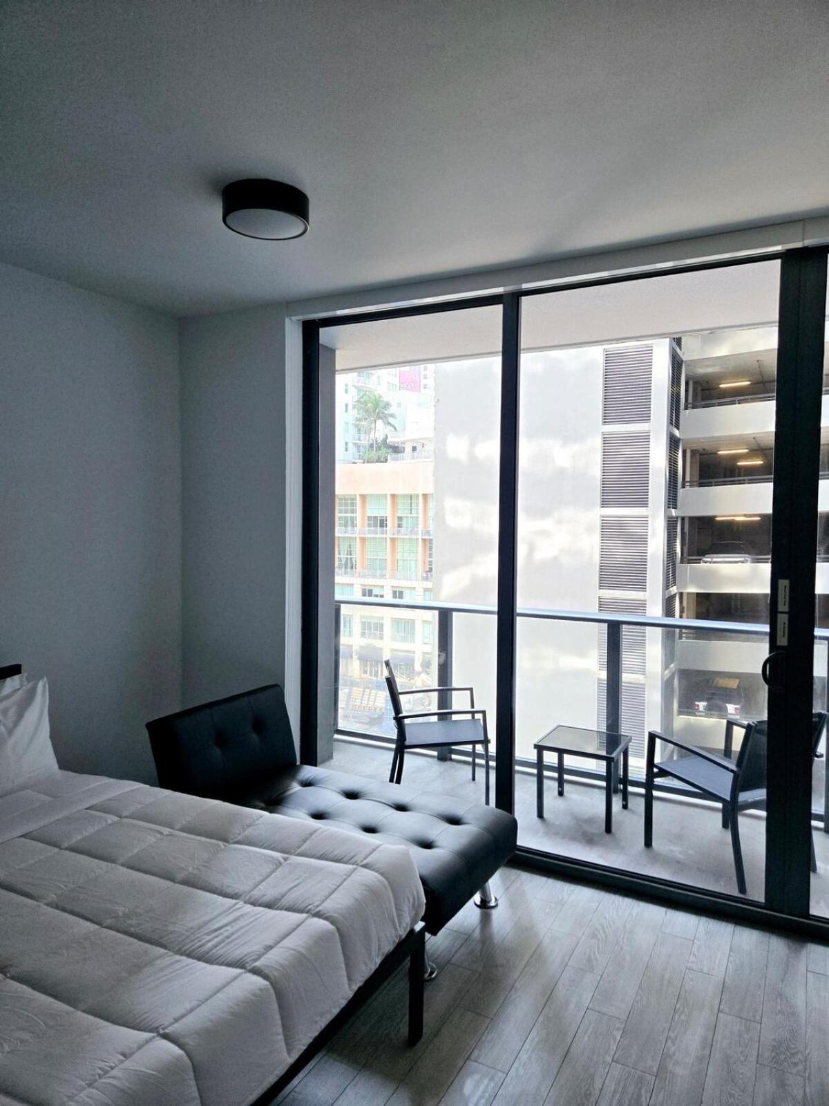Myami With Balcony Appartement Miami